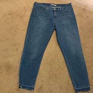 Women’s Levi’s Jeans